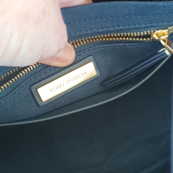 Tory Burch Navy and Cream Patterned Tote - Picture 11 of 16